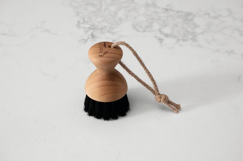 Aplikator do past ciemnych