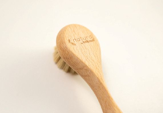 Mała szczotka do warzyw