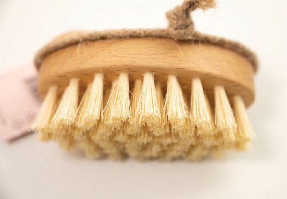 Sztywna szczotka do paznokci