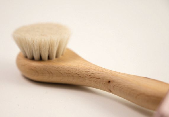 Naturalna szczotka do włosów dziecięcych i ciała