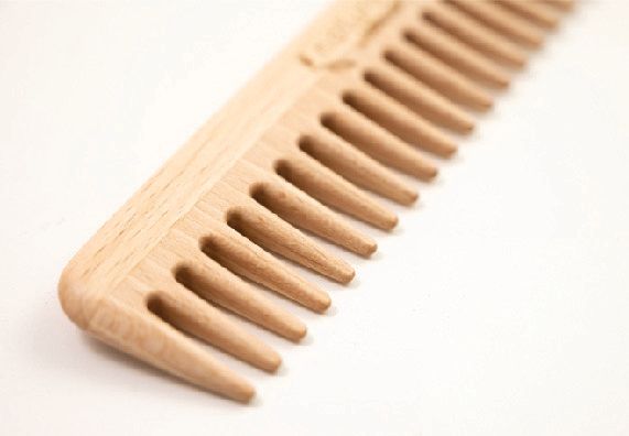 Grzebień z szerokimi zębami