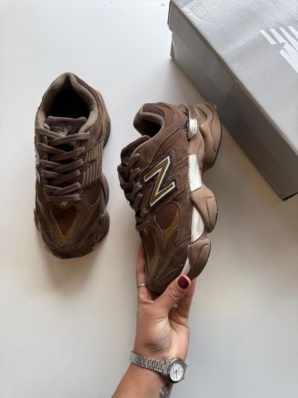 New Balance Marrón