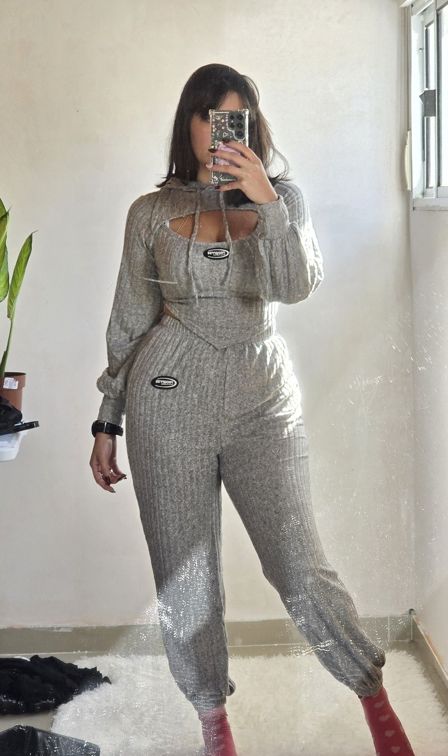 Conjunto Diena