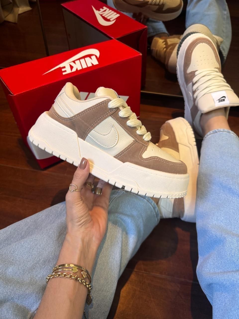 Zapas Nike