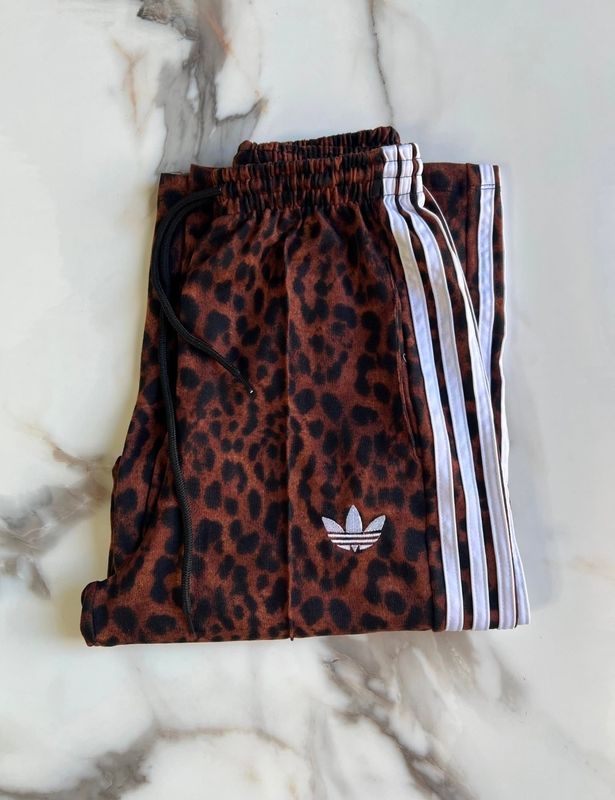 Palazo Adidas Lanilla