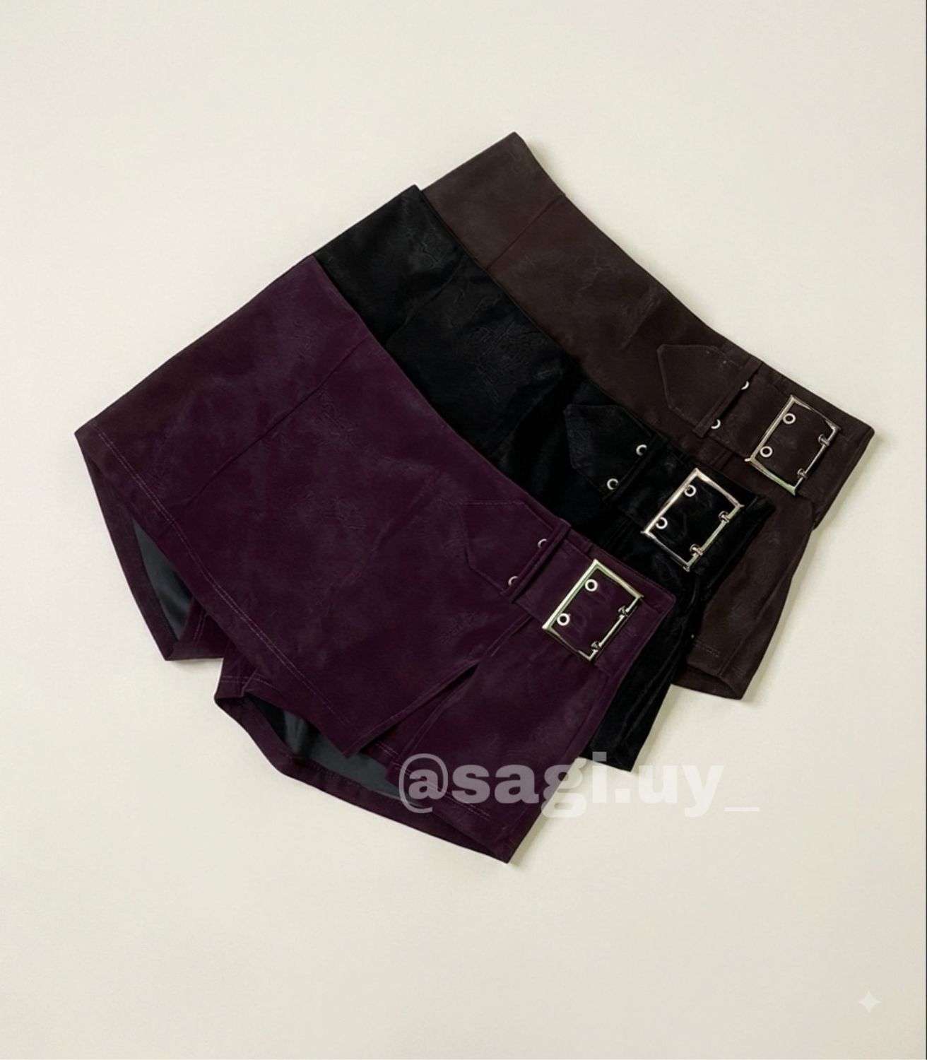 Short Pollera Gamuza