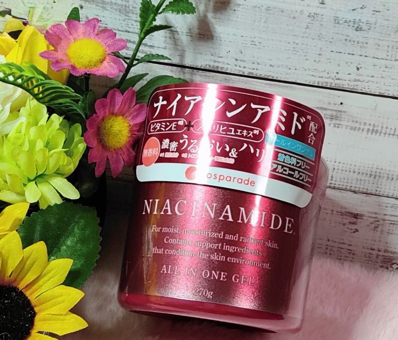 Niacinamide All-In-One                   Moisturising Gel 270g