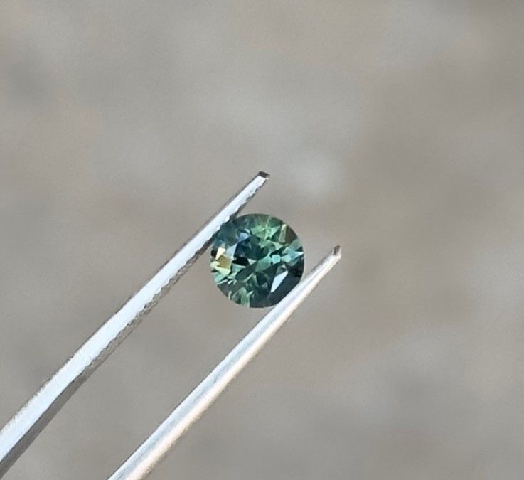 0.95ct Australian Parti Sapphire
