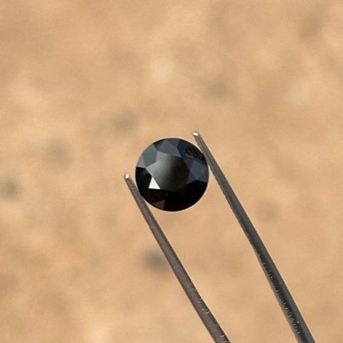 3.1ct Black Australian Spinel
