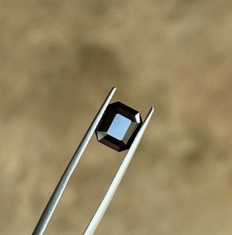 3.25ct Black Australian Spinel