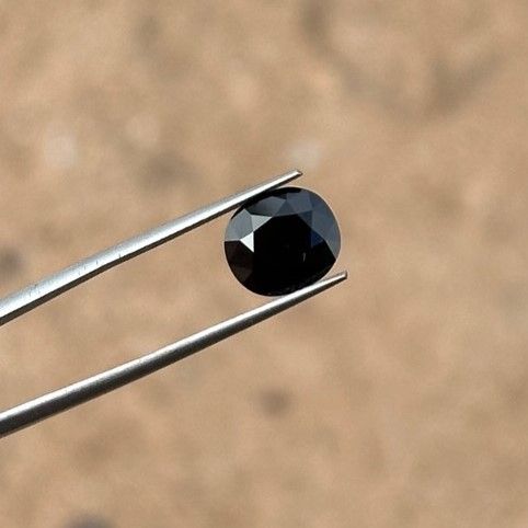 4.1ct Black Australian Spinel