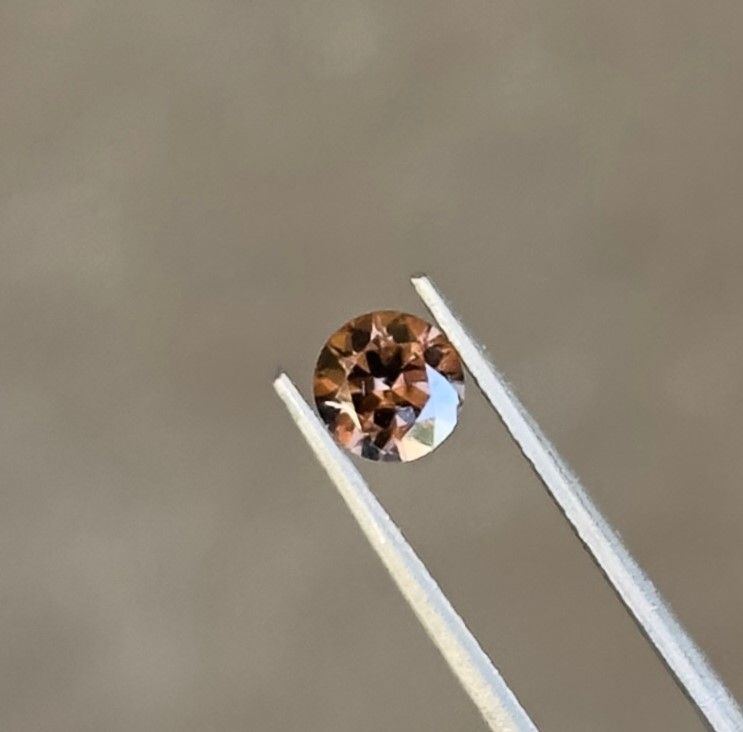 0.85ct Orange Australian Zircon