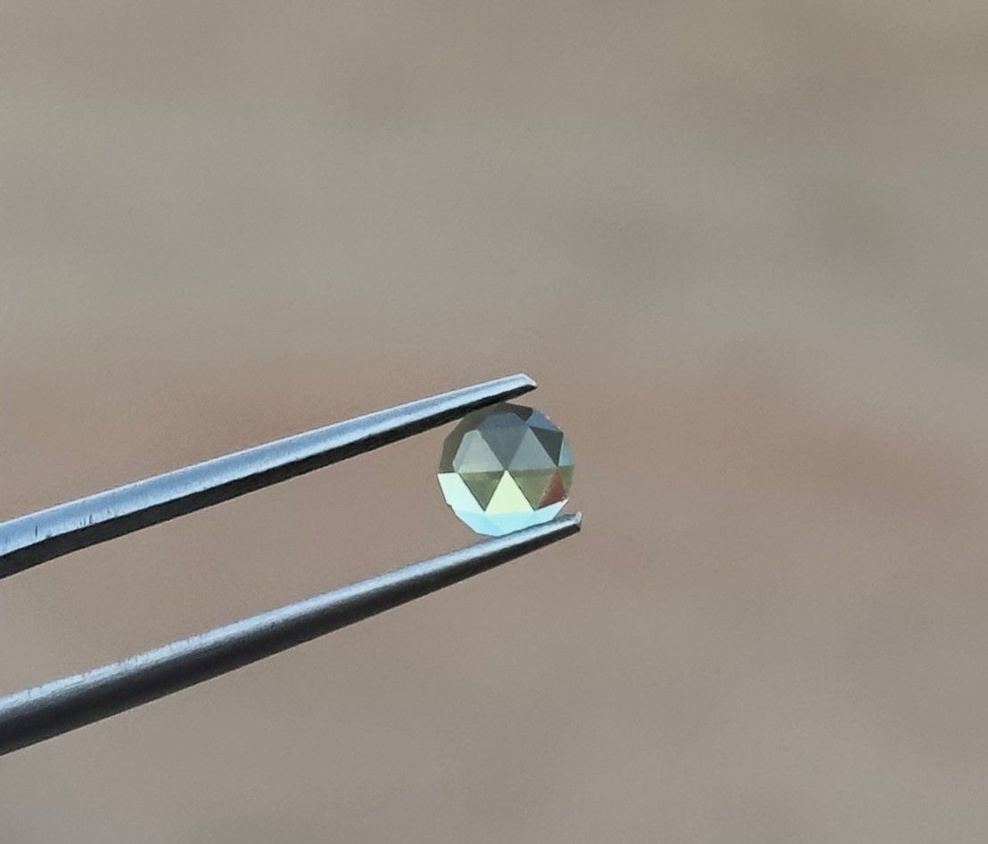 0.5ct Green Australian Sapphire