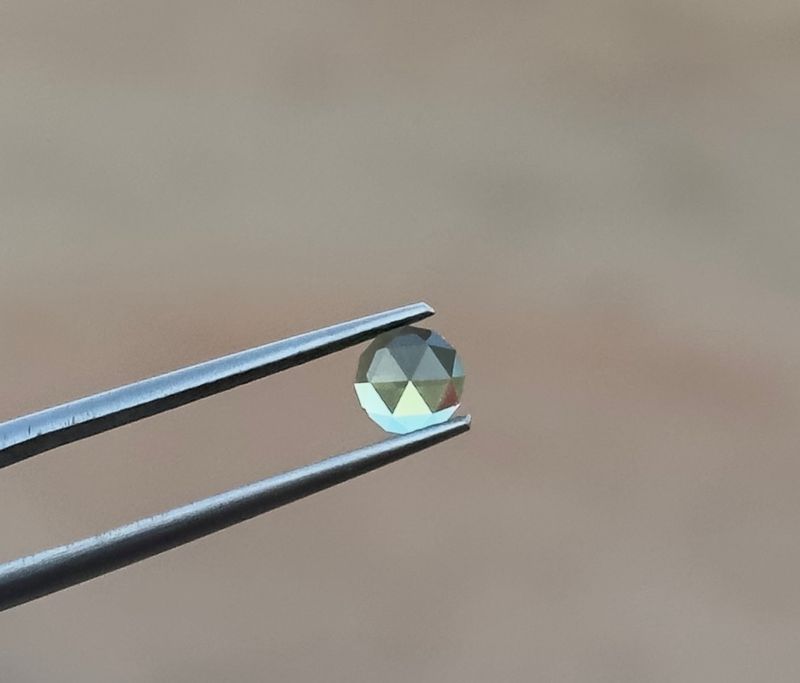 0.5ct Green Australian Sapphire