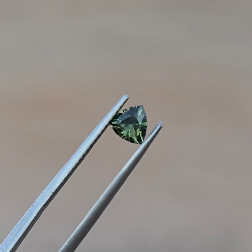 0.5ct Green Australian Sapphire