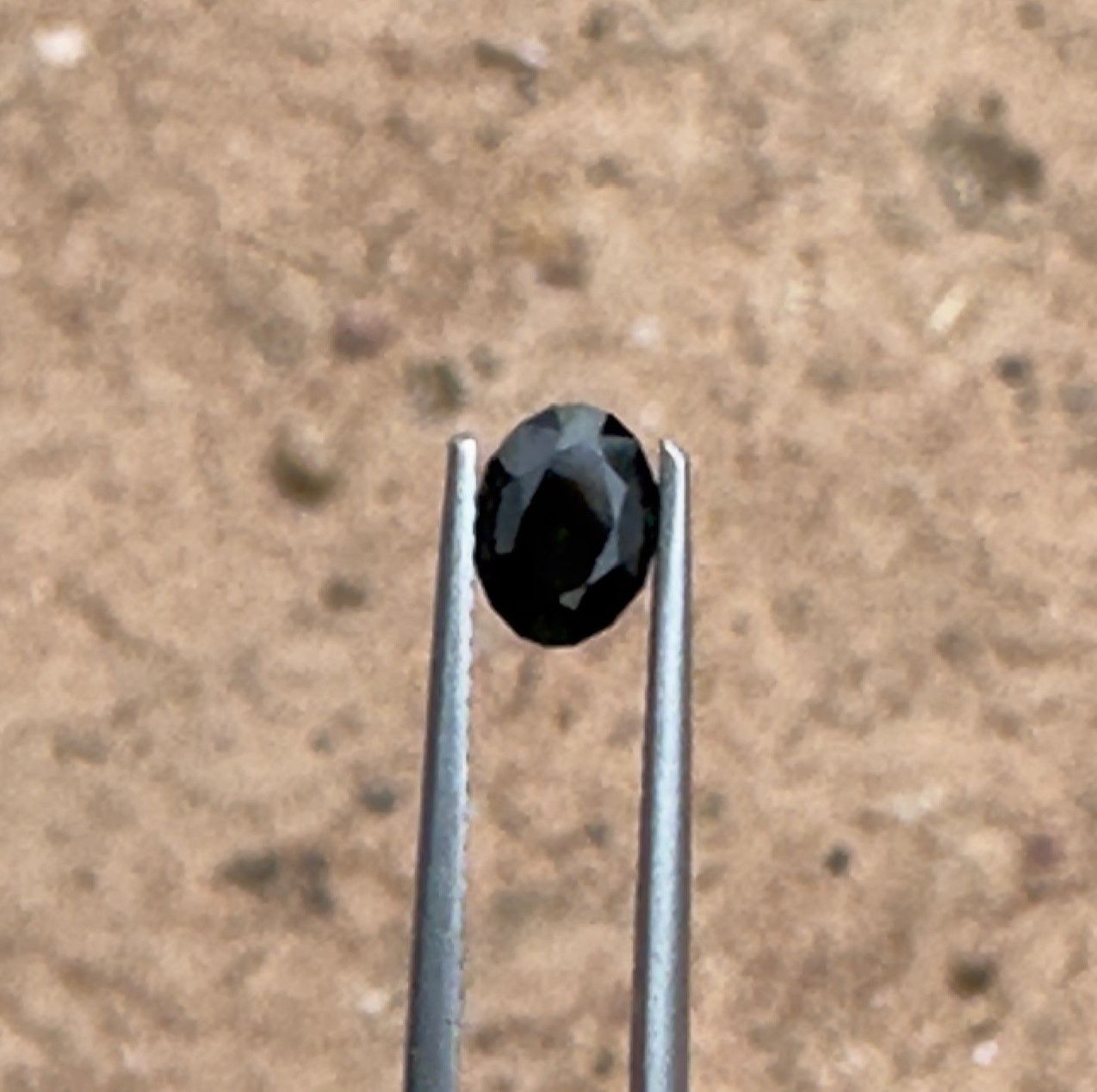 0.9ct Green Australian Sapphire