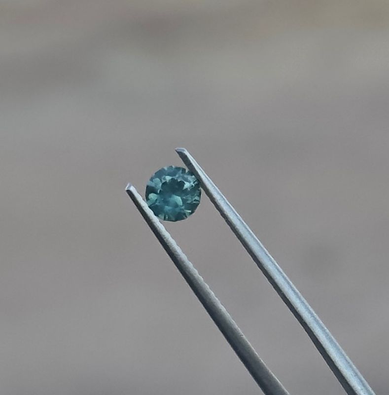 0.7ct Green Blue Australian Sapphire