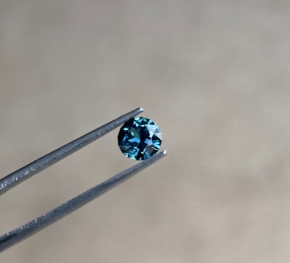 0.99ct Blue Australian Sapphire