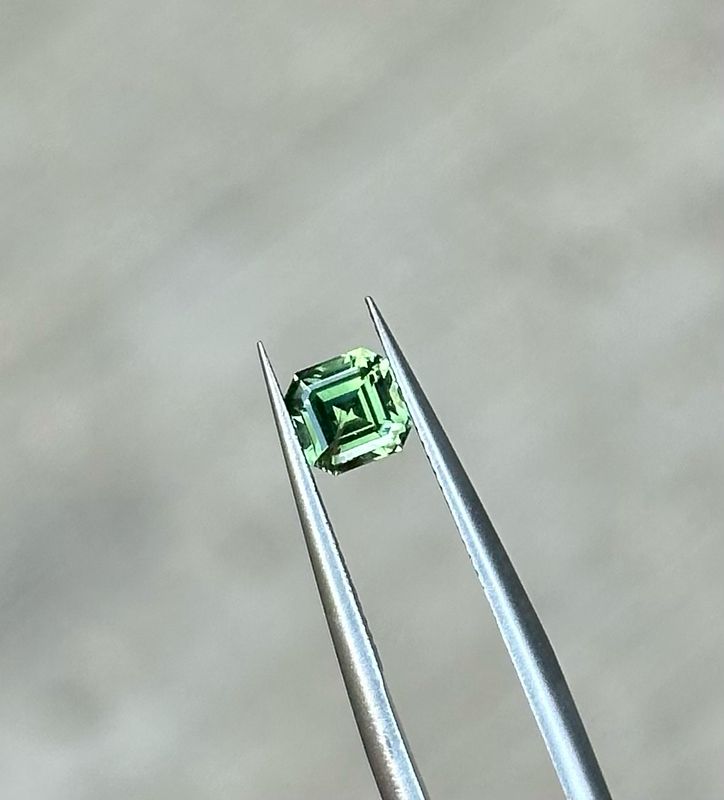 0.87ct Green Australian Sapphire