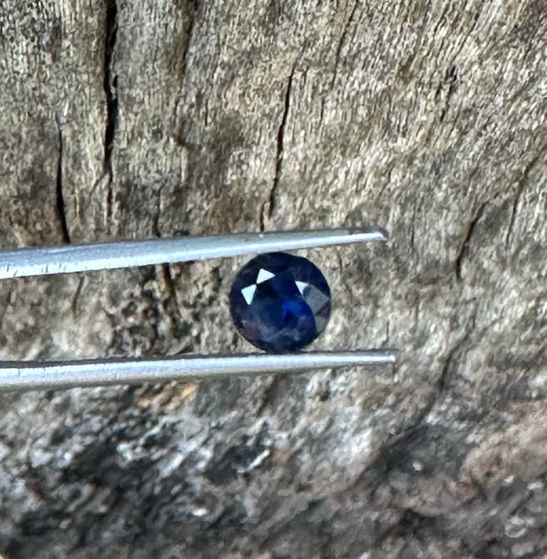 0.65ct Blue Australian Sapphire