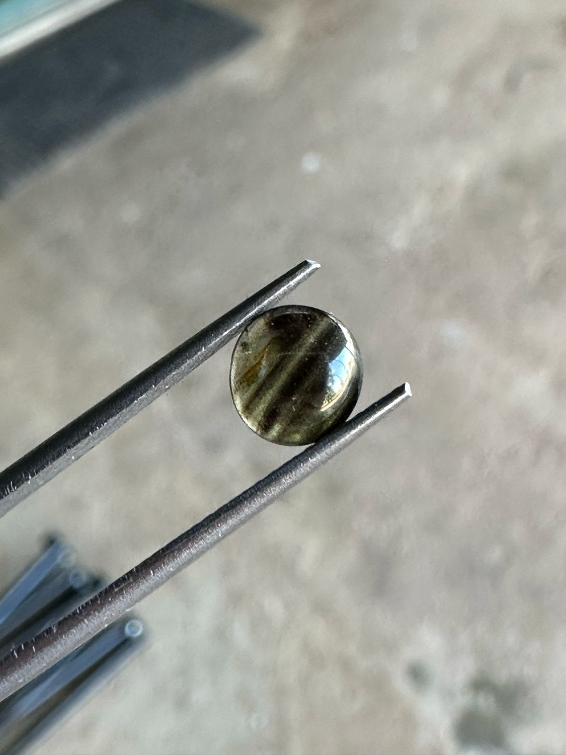 1ct Cabbed Australian Sapphire