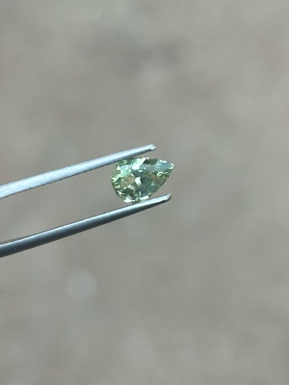 0.9ct Minty Australian Sapphire