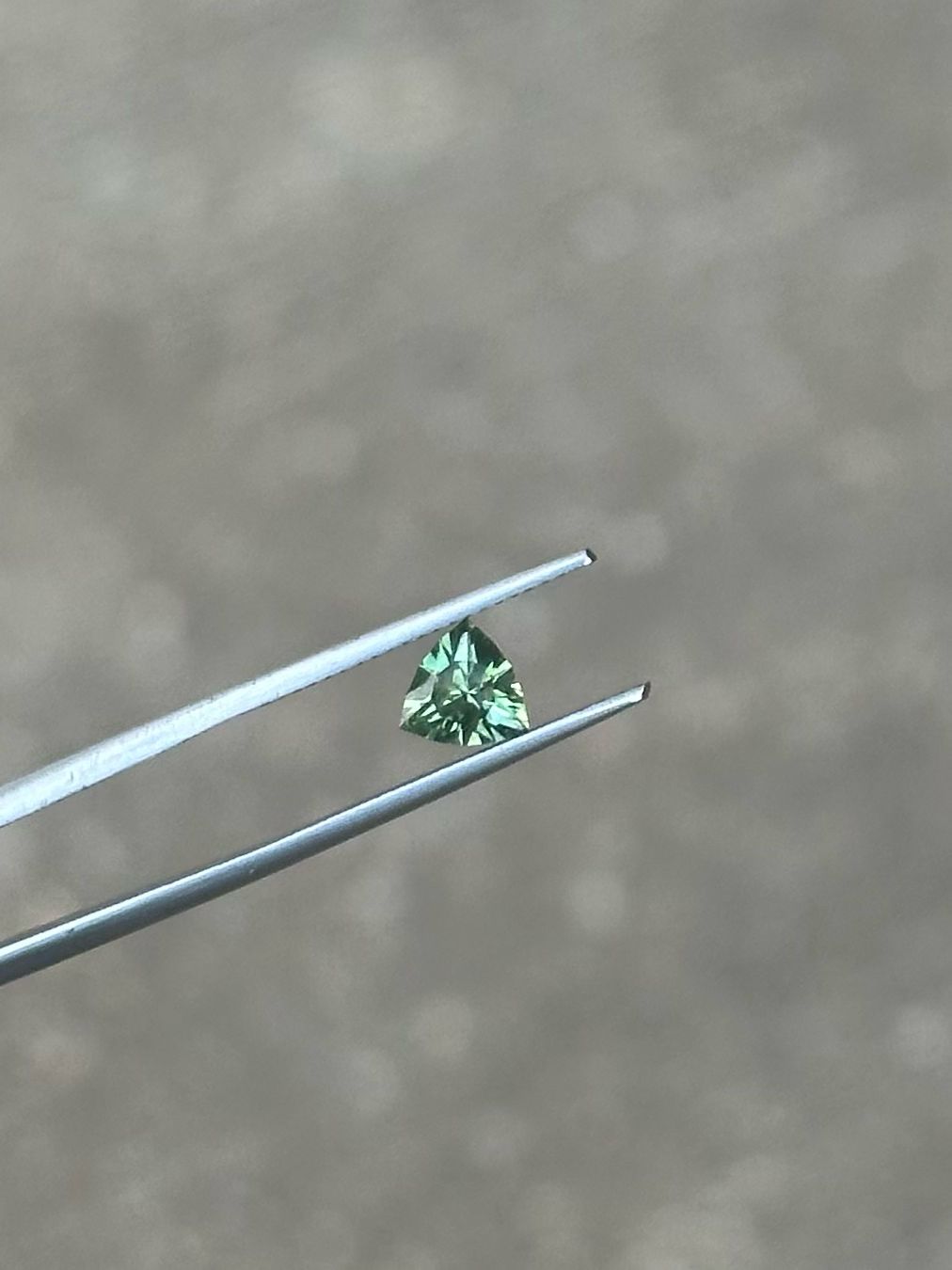 0.7ct Green Australian Sapphire