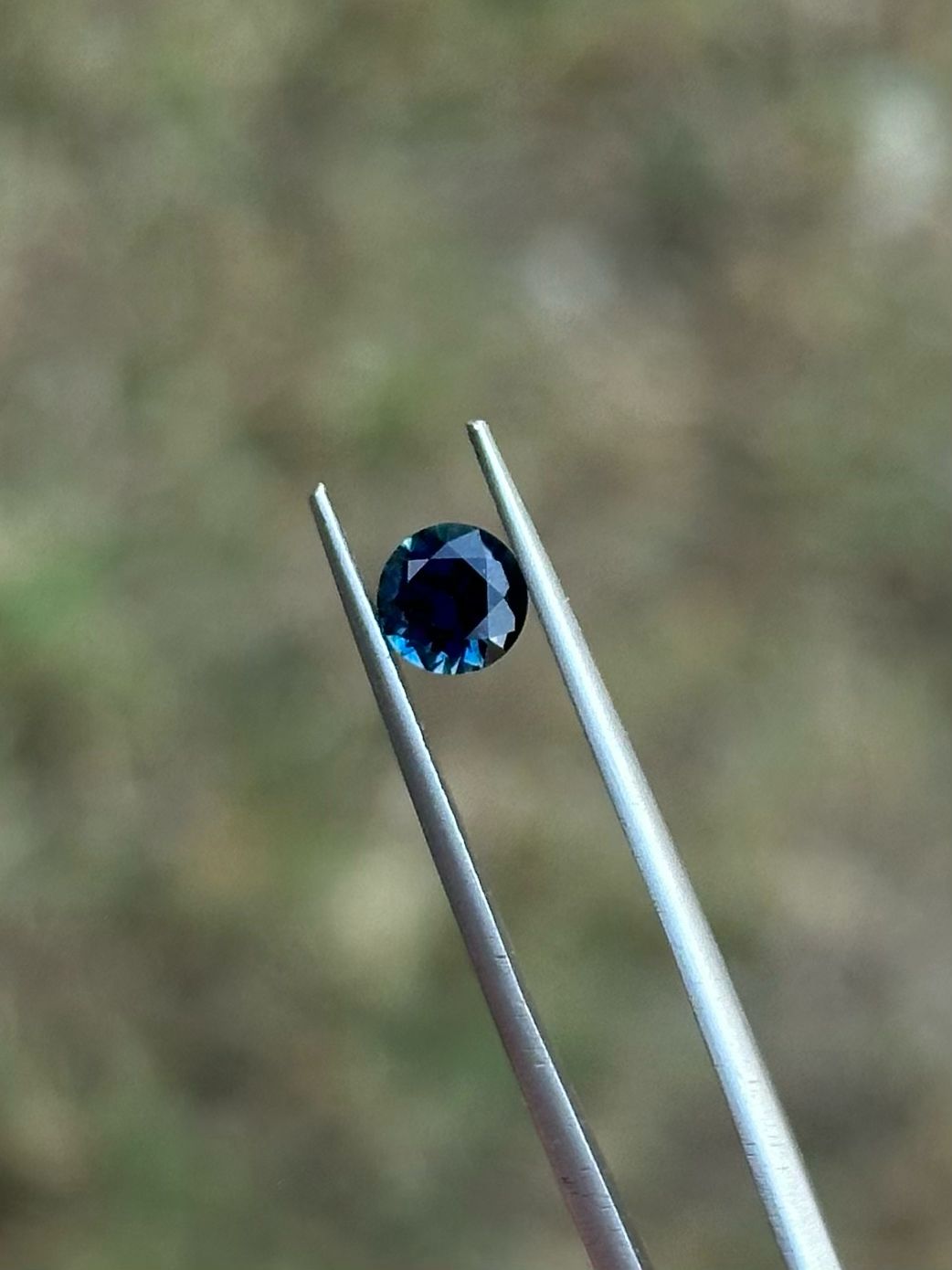 0.7ct Blue Australian Sapphire