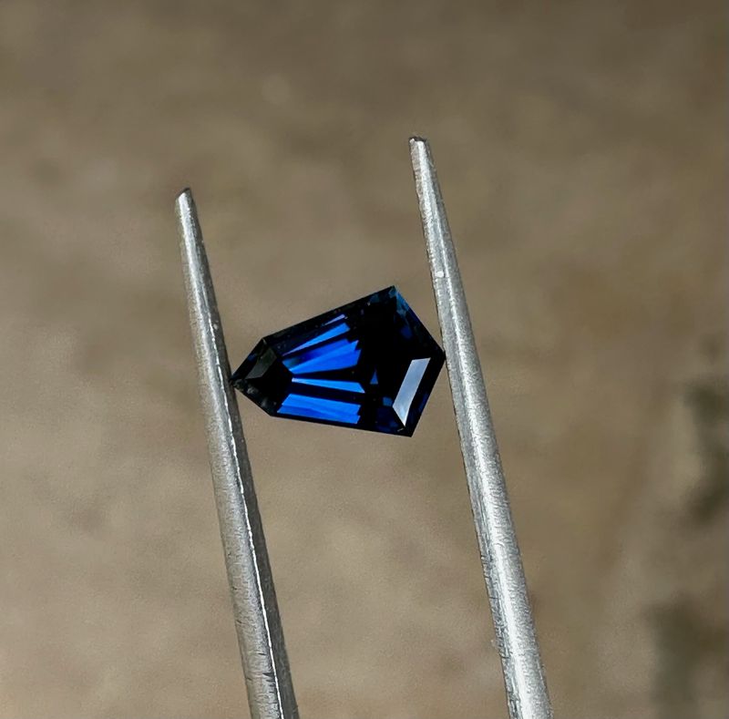 0.85ct Blue Australian Sapphire