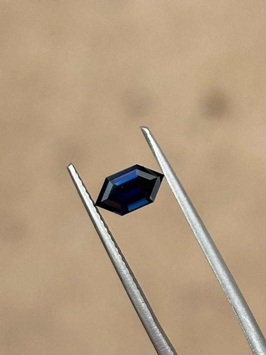 0.85ct Blue Australian Sapphire