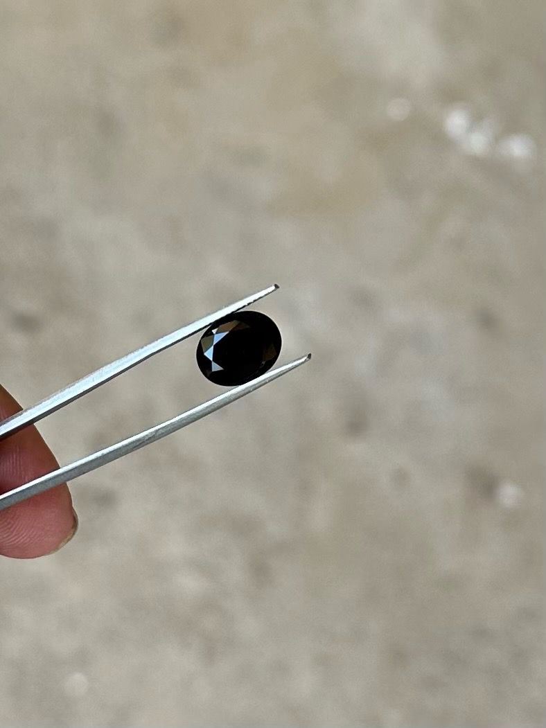 5.07ct Black Australian Spinel