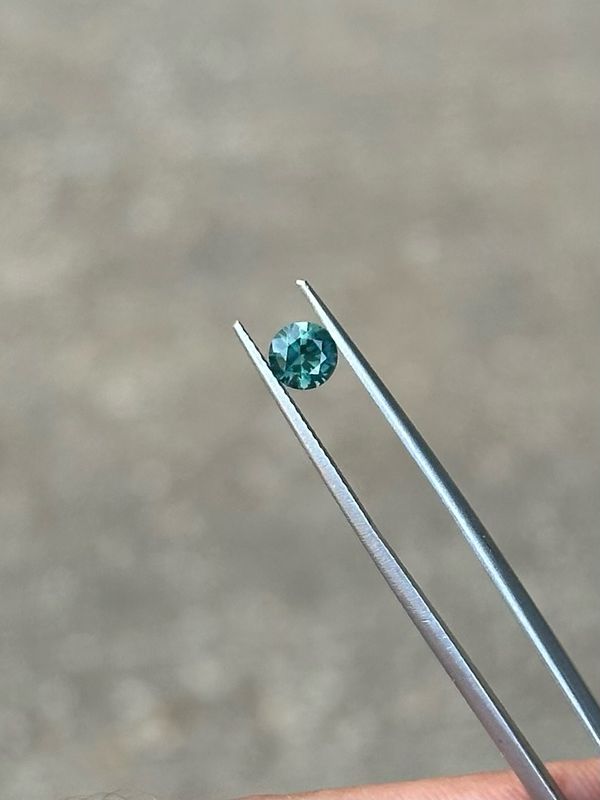 0.6ct Australian Parti Sapphire