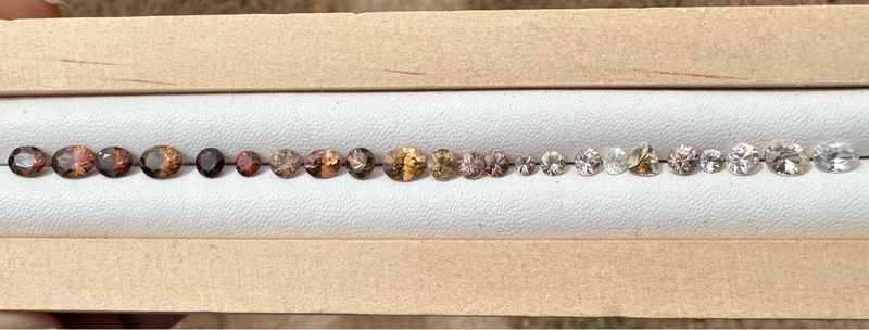 8.9ct  Australian Zircon Parcel