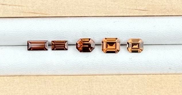 4.25ct  Australian Zircon Parcel