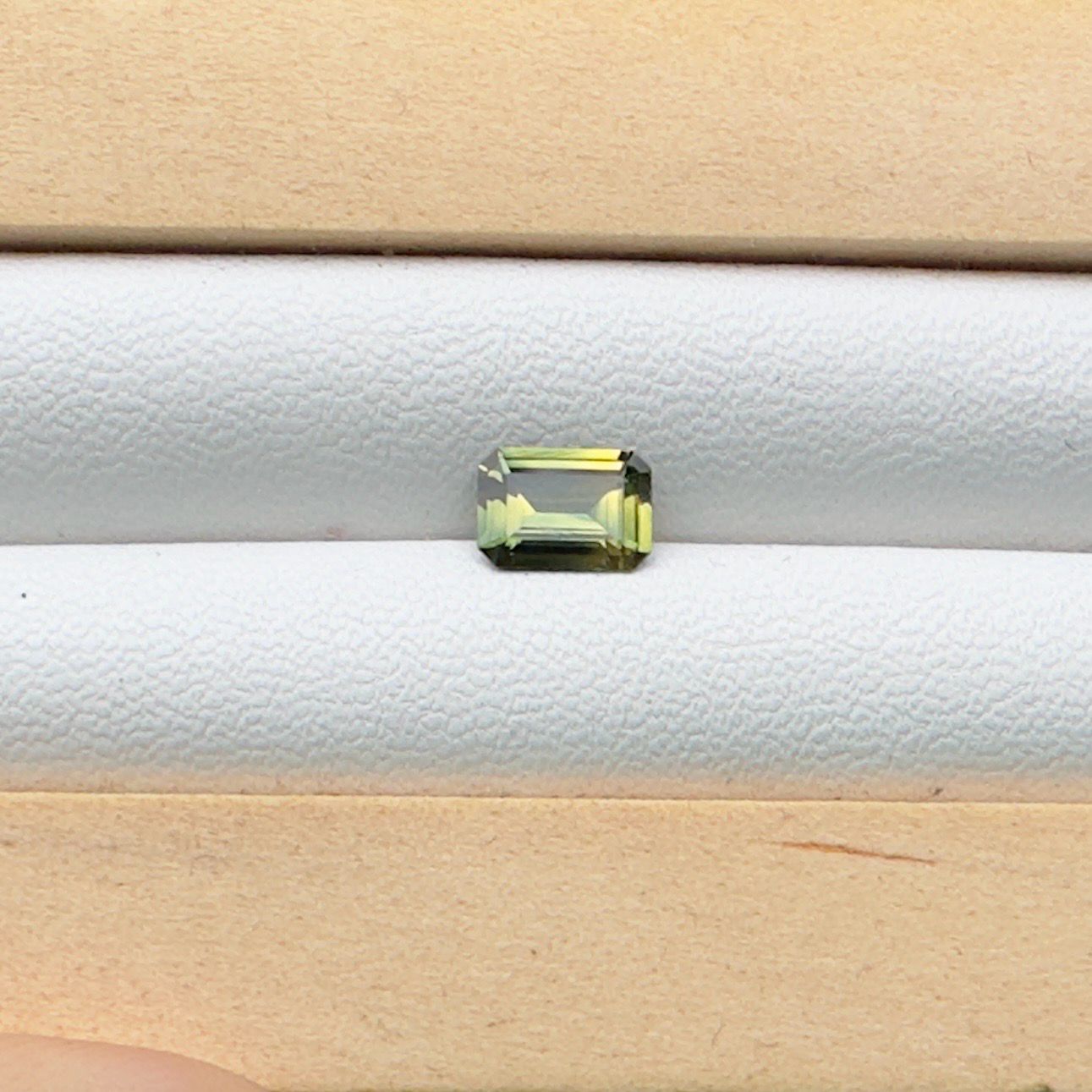 0.75ct Green Australian Sapphire