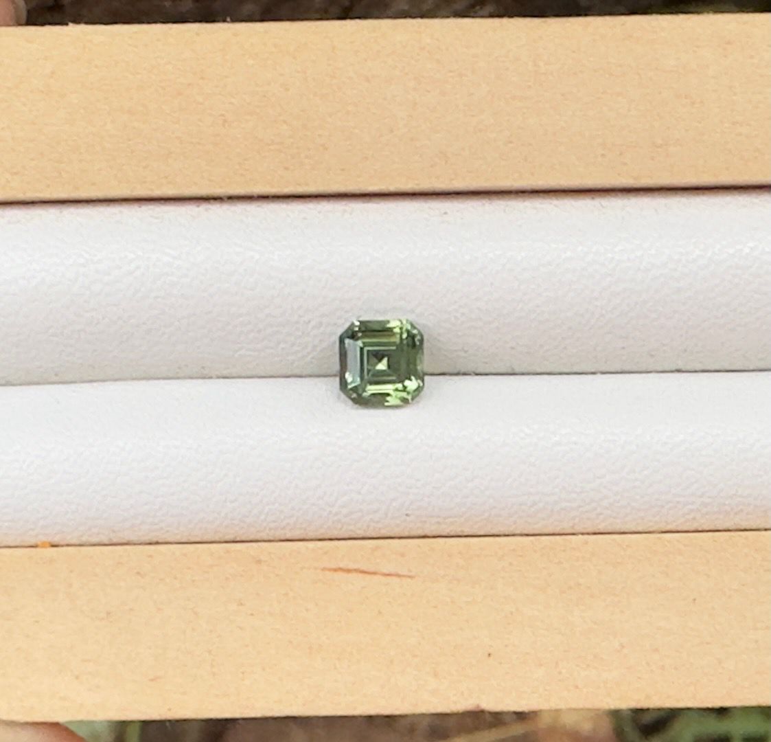 0.87ct Green Australian Sapphire