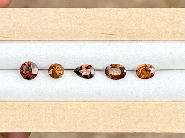 4.6ct  Australian Zircon Parcel