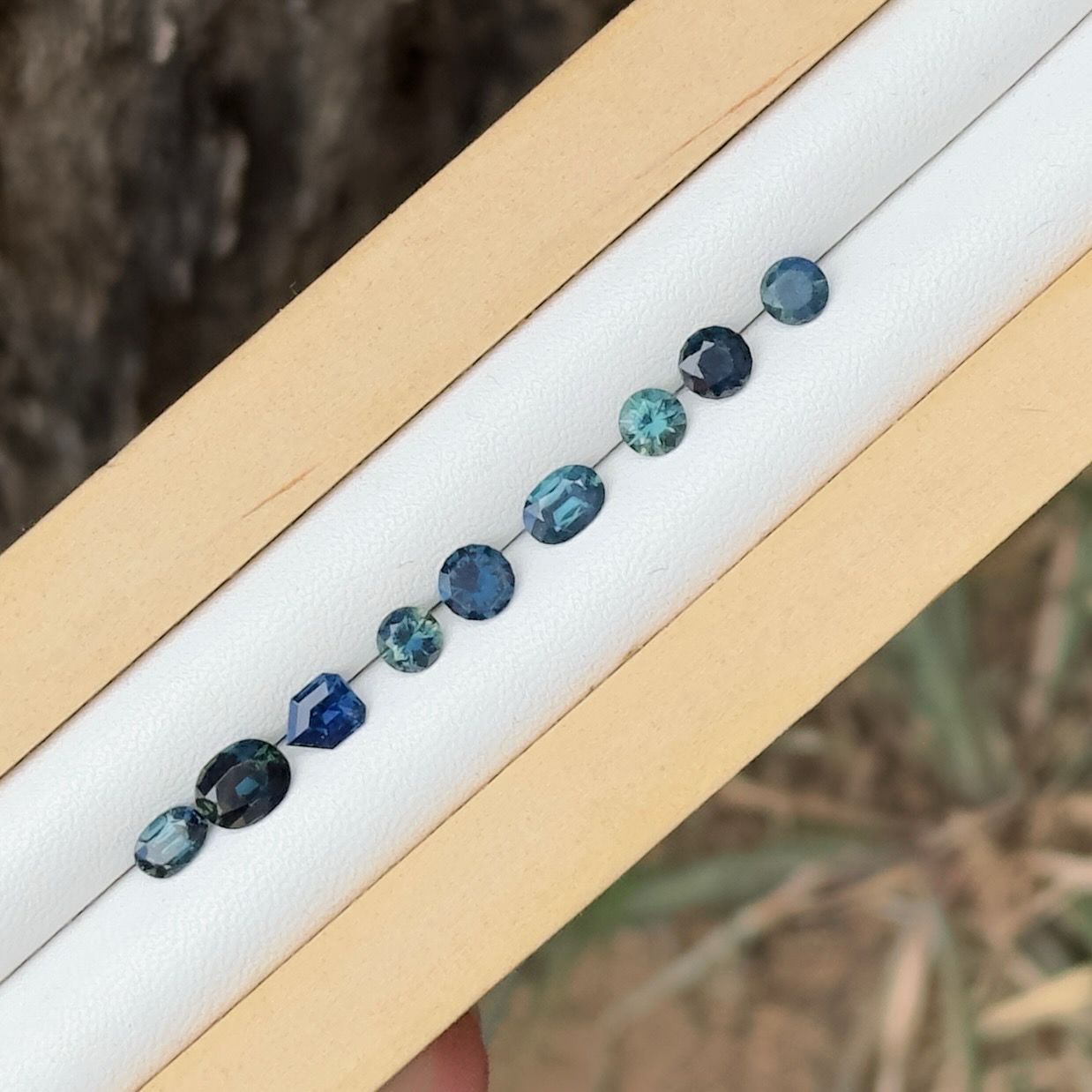 4ct Australian Sapphire Parcel