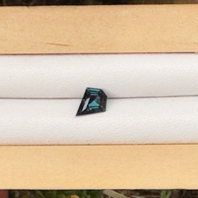 0.97ct Green Australian Sapphire