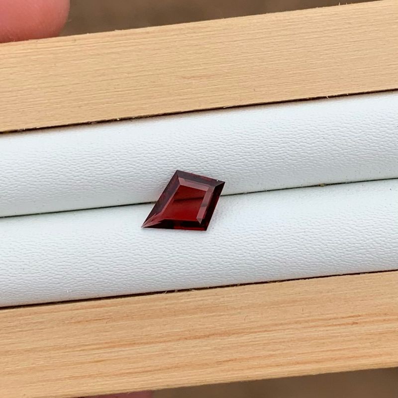 1.1ct Red  Australian Garnet