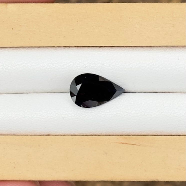 3.32ct Dark Blue Australian Sapphire