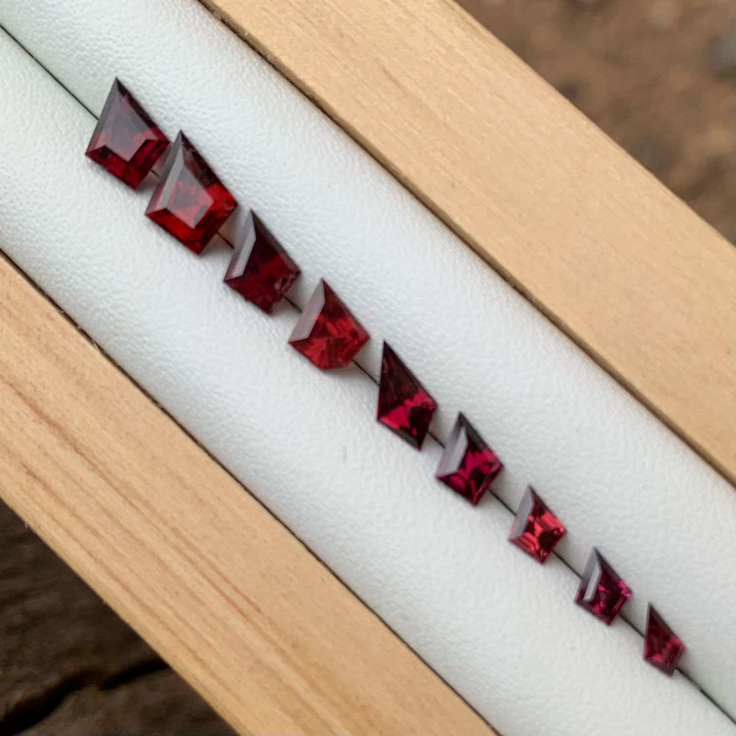 2.6ct Australian Garnet Parcel