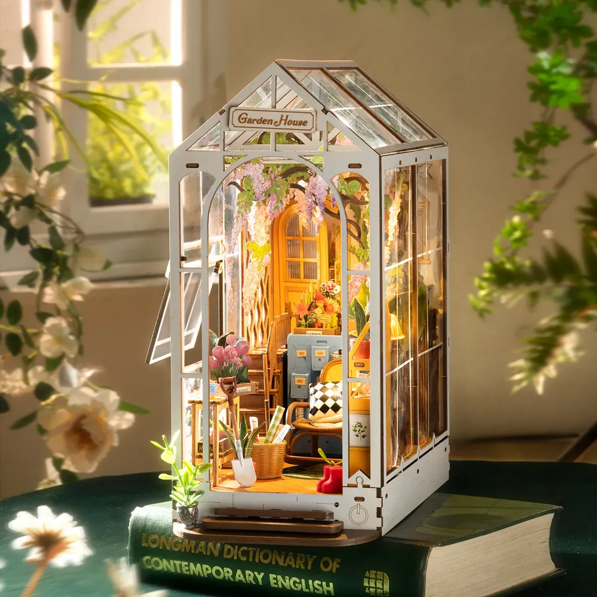 Jardin - Book Nook