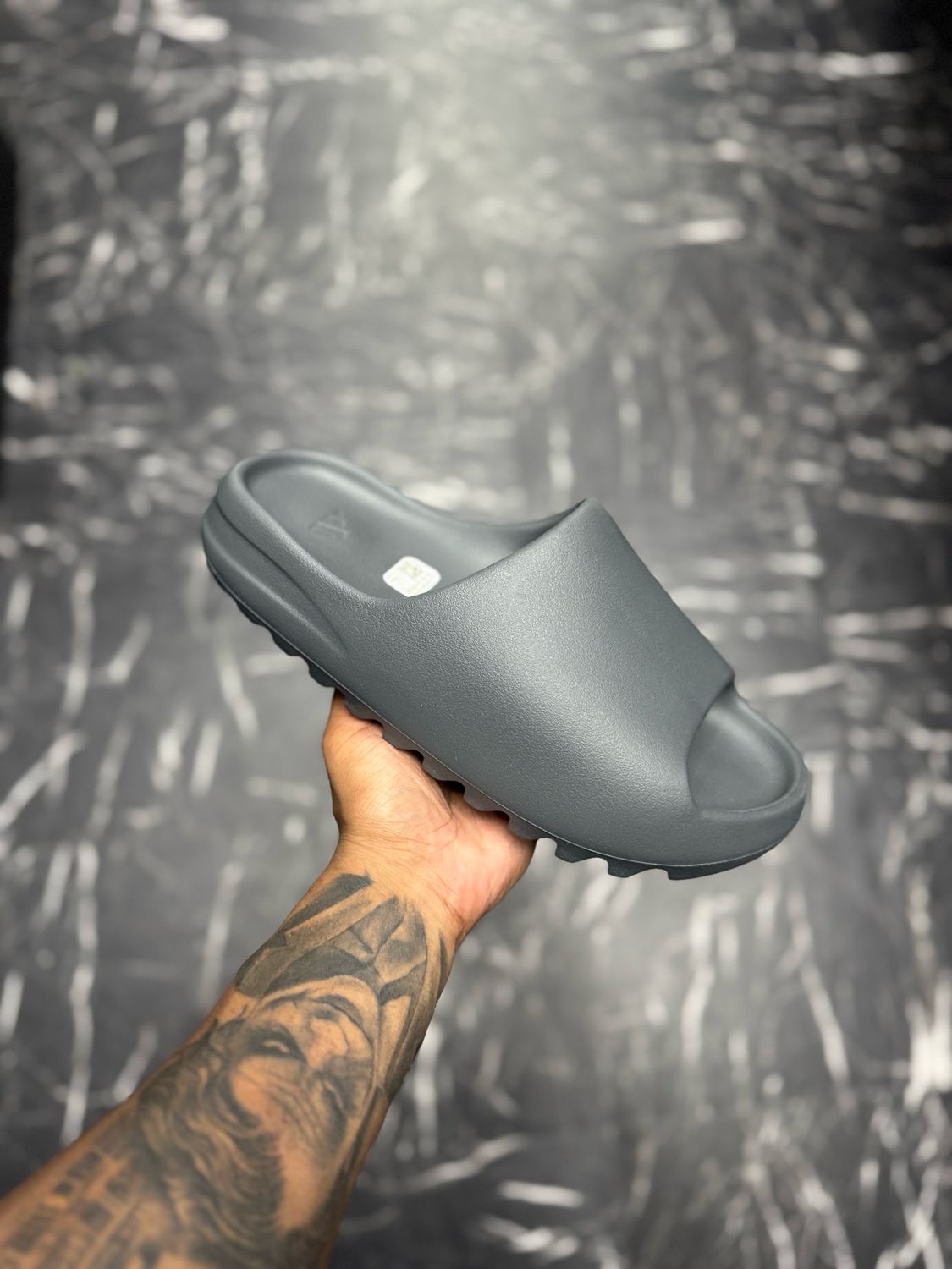 Yeezy Slide ‘Slate Grey’