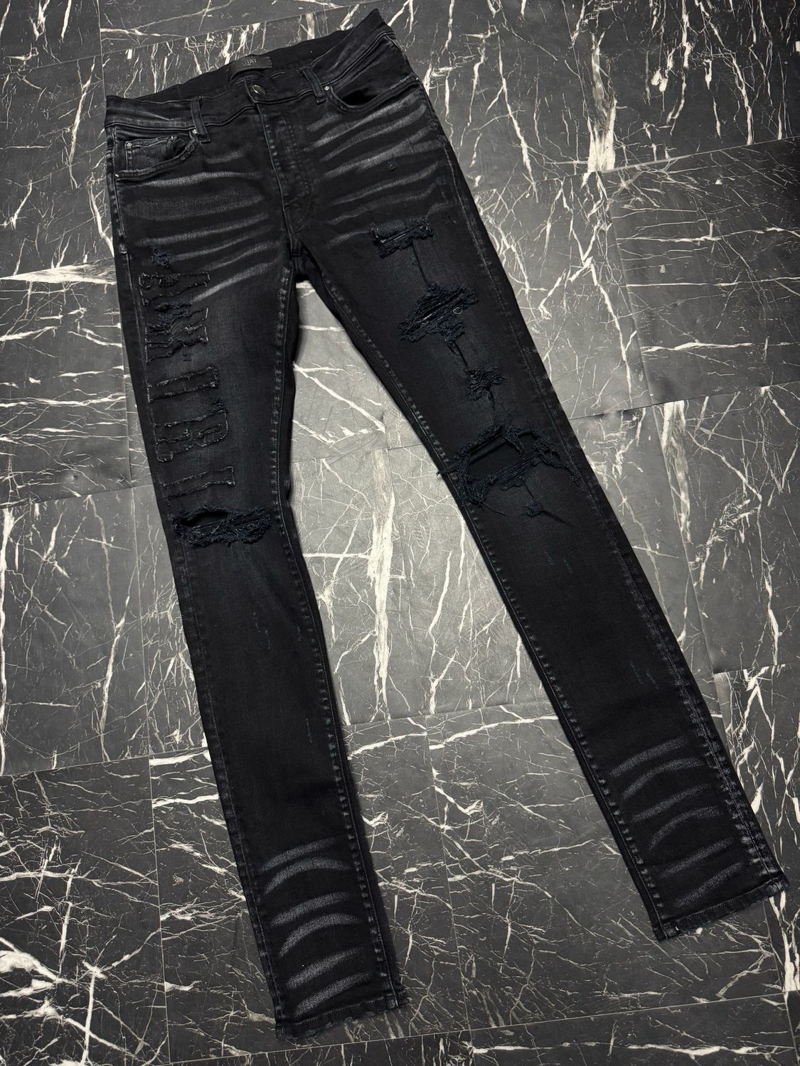 Amiri Jeans Appliqué Logo