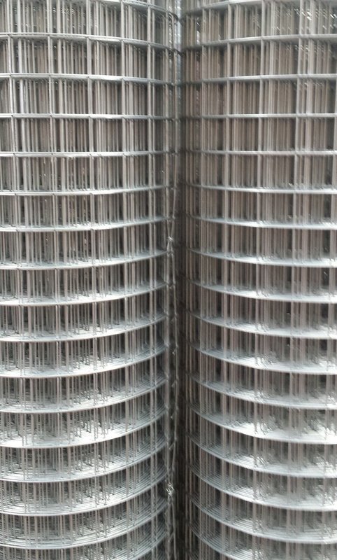 2" x 2" x 12swg (2.50mm) Galvanised 3' x 82' (91.5cm x 25m) Welded Mesh Rolls