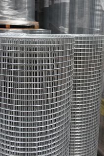 Welded Mesh - Galvanised - 9/3/9 - 3' x 30m Rolls