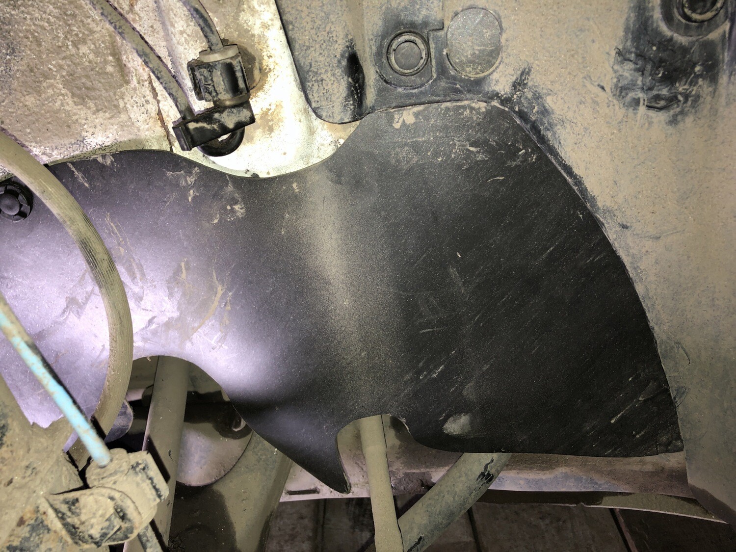 Боковые пыльники двигателя Subaru OutBack BR