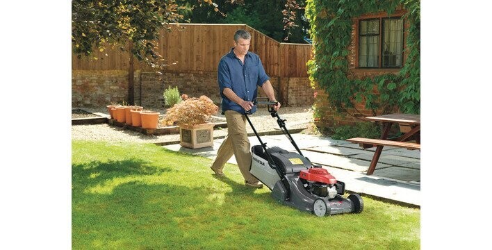 Honda HRX 476 QY was QX 19 Cutting Width Rear Roller Petrol Rotary Lawnmower