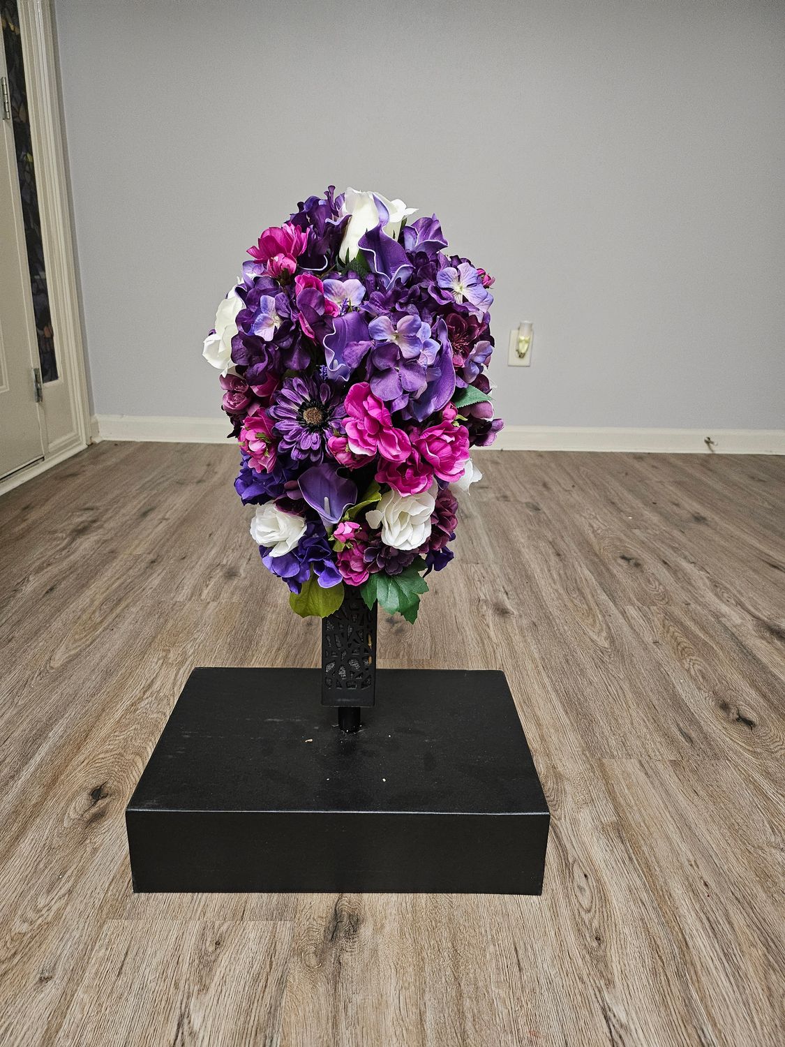 Decorative Graveside Flowers